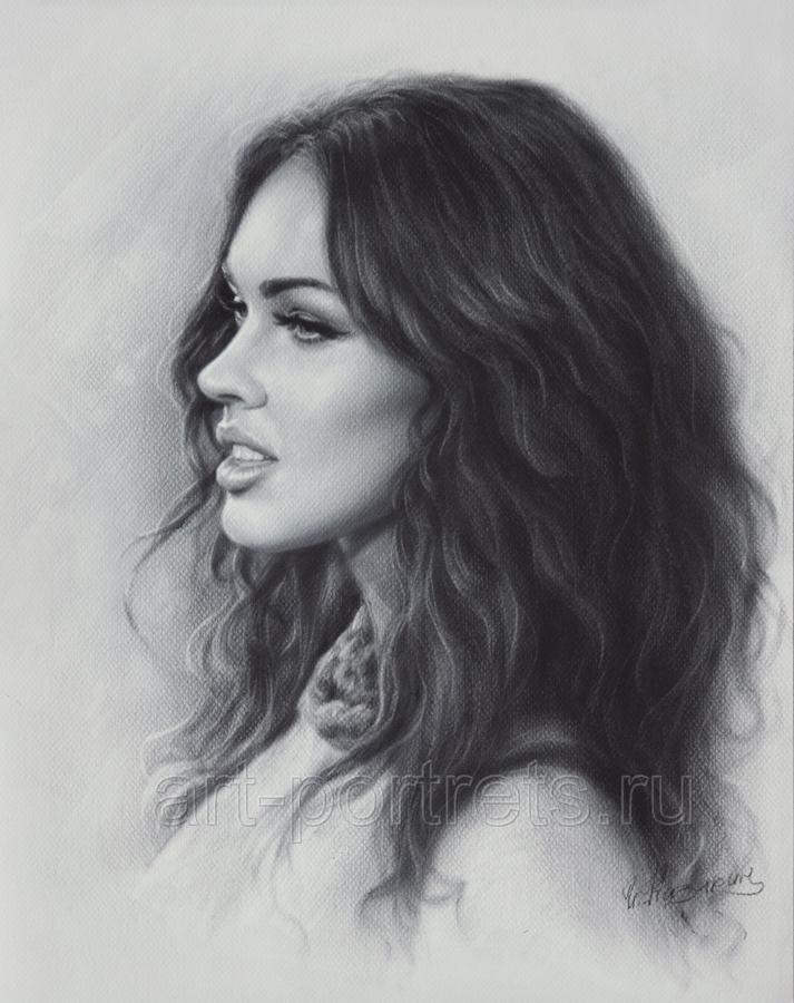 Megan Fox Drawing portrait video